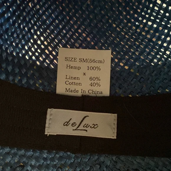 Deluxe straw cloche hat OS beautiful blue with ribbon and wooden o ring detail - Picture 4 of 4